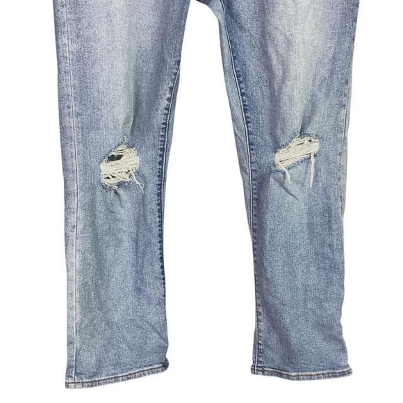 Levis Jeans Women 32 Blue High Rise Wedgie Straight Button Fly Stretch Distress - Picture 3 of 12